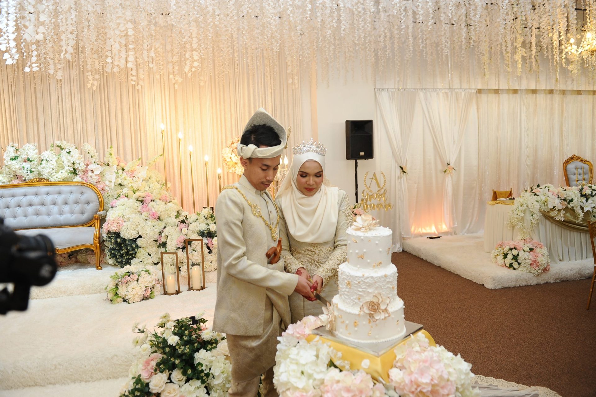 Kek perkahwinan designer 3 tingkat